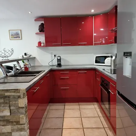 Vakantiehuis Provencale Avec Piscine,proche