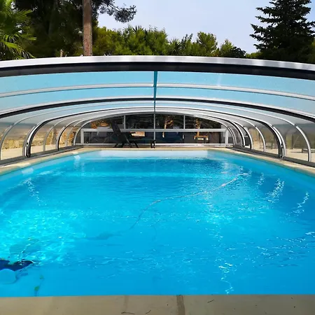 Provencale Avec Piscine,proche Vakantiehuis *